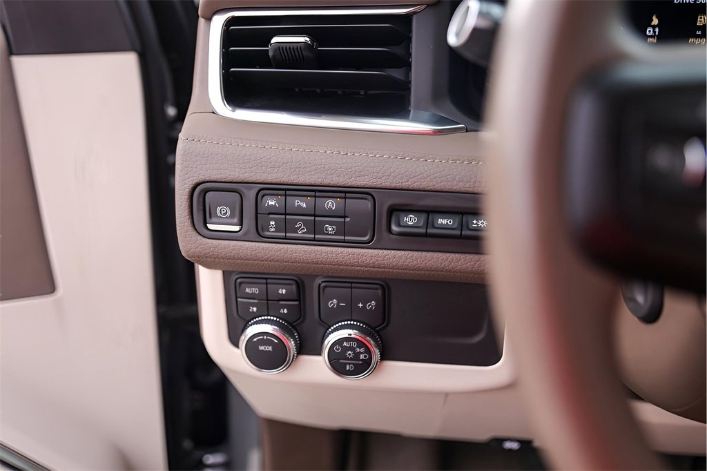 Used 2023 GMC Yukon XL Denali w/ LPO, Floor Liner Package image 18