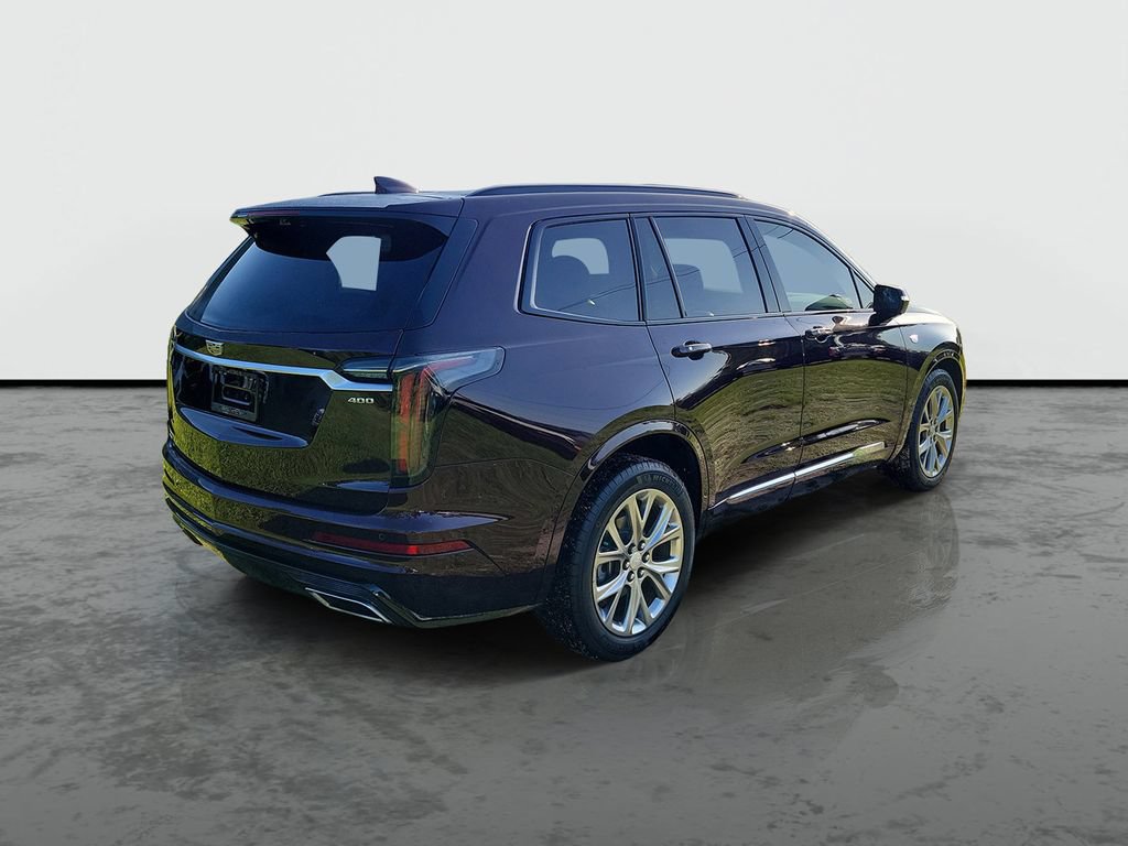 Used 2020 Cadillac XT6 Sport w/ Platinum Package AWD/4WD image 2