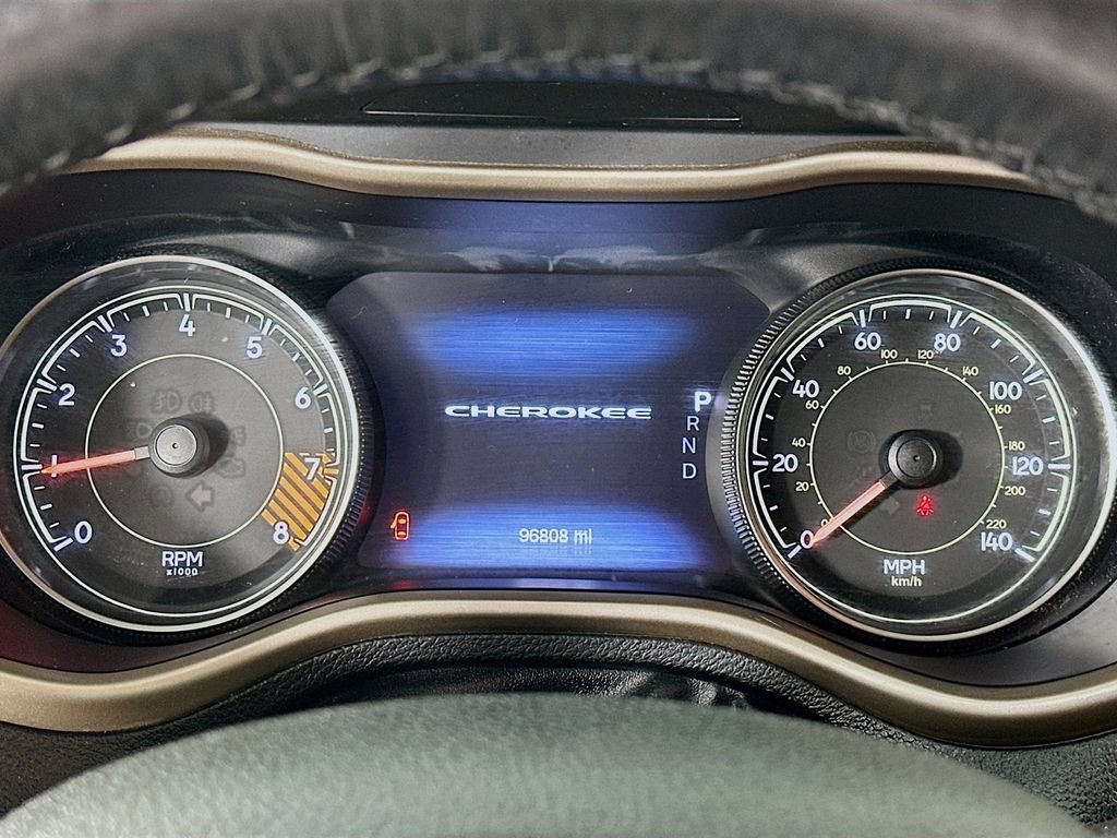 Used 2014 Jeep Cherokee Limited AWD/4WD image 17