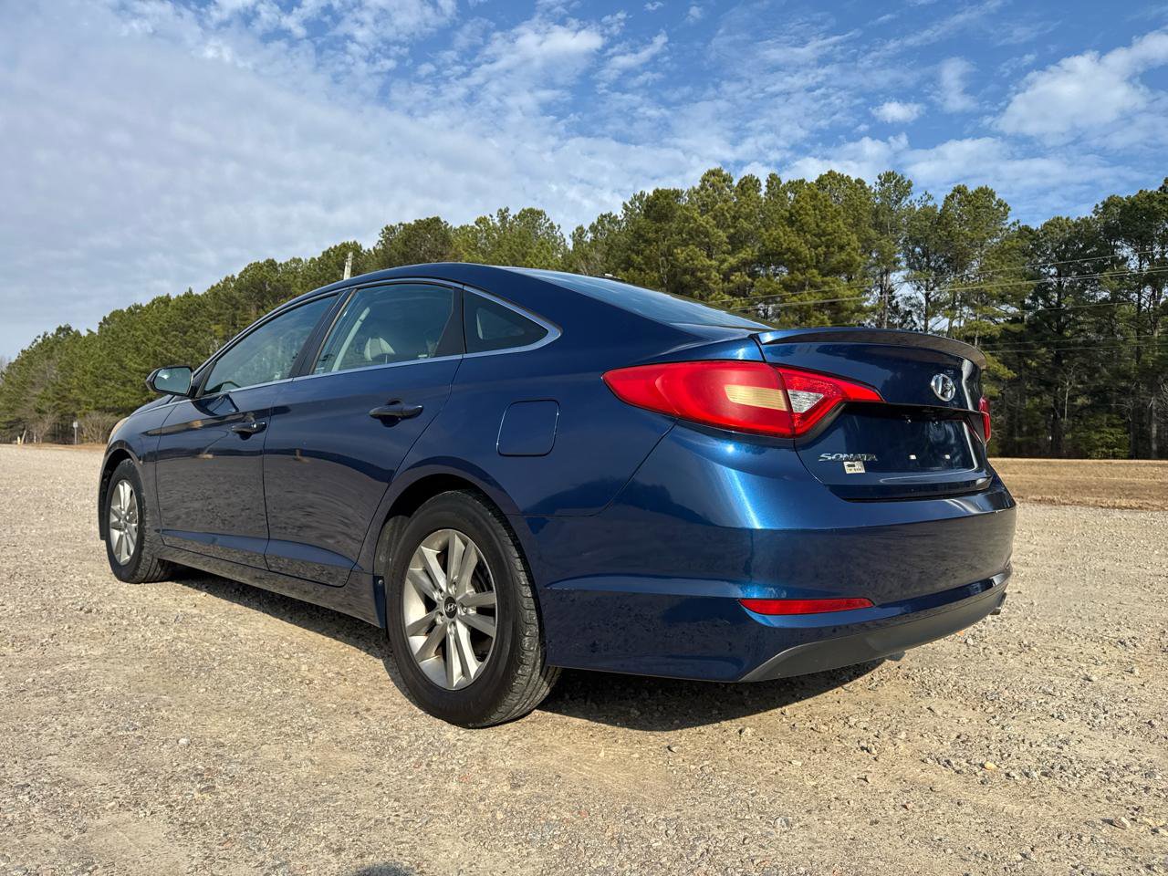 Used 2015 Hyundai Sonata SE image 8
