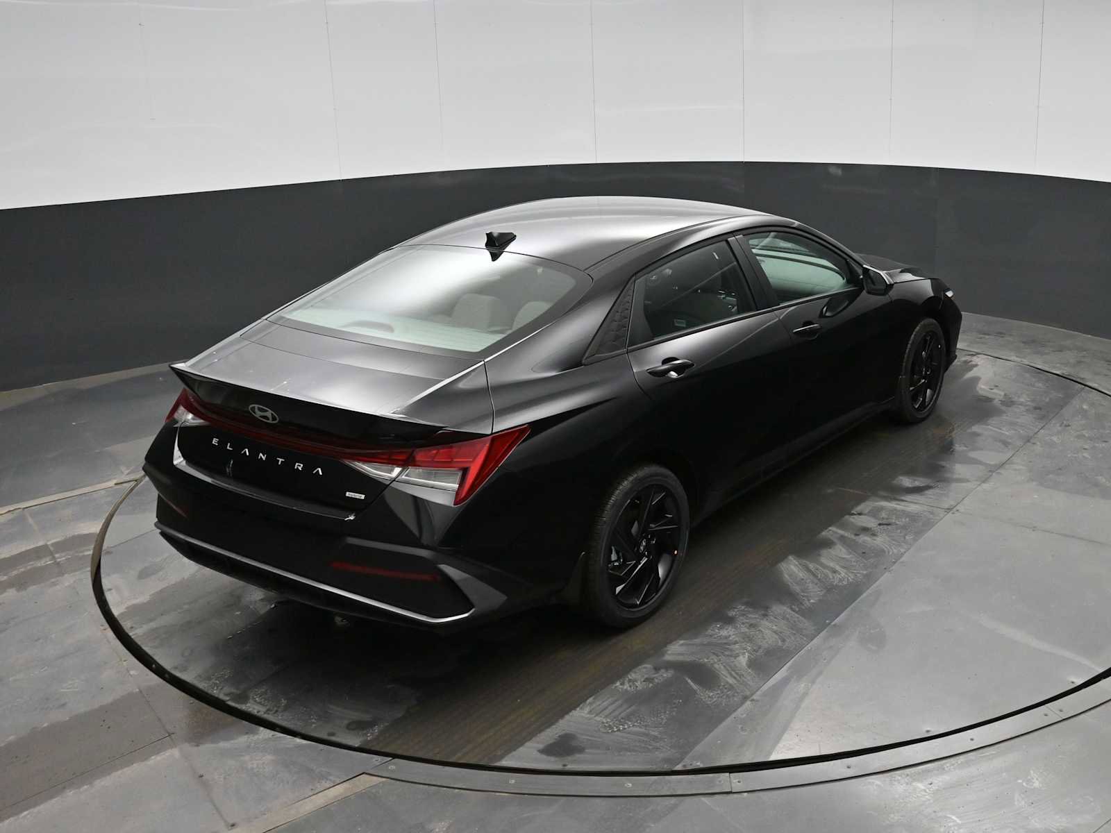 New 2026 Hyundai Elantra Sport image 29