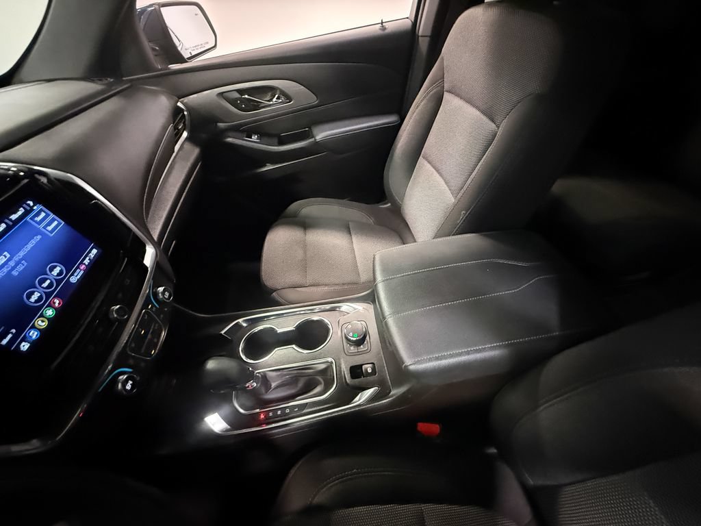 Used 2023 Chevrolet Traverse LT w/ LPO, Floor Liner Package AWD/4WD image 82