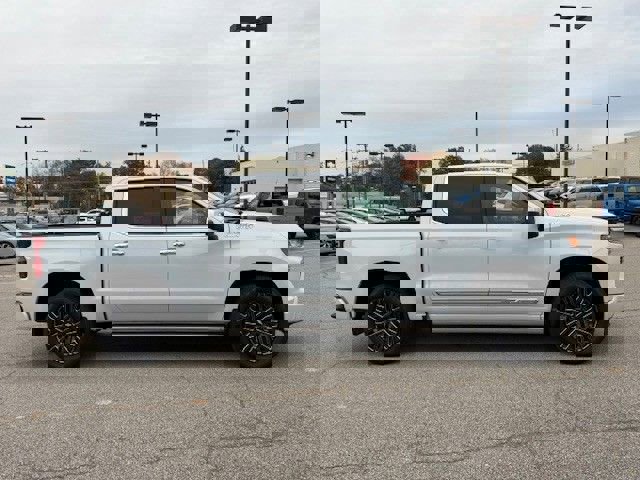New 2026 Chevrolet Silverado 1500 High Country image 3