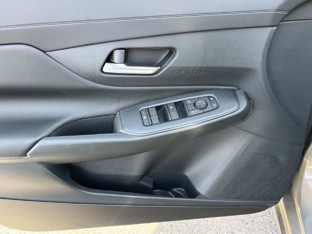 New 2026 Nissan Sentra SV w/ SV Convenience Package FWD image 21