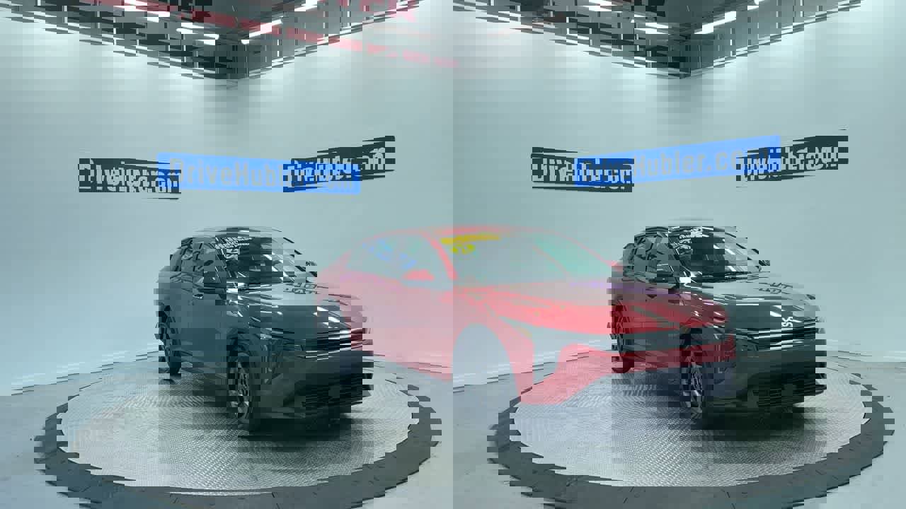 Used 2025 Kia K4 LXS image 5