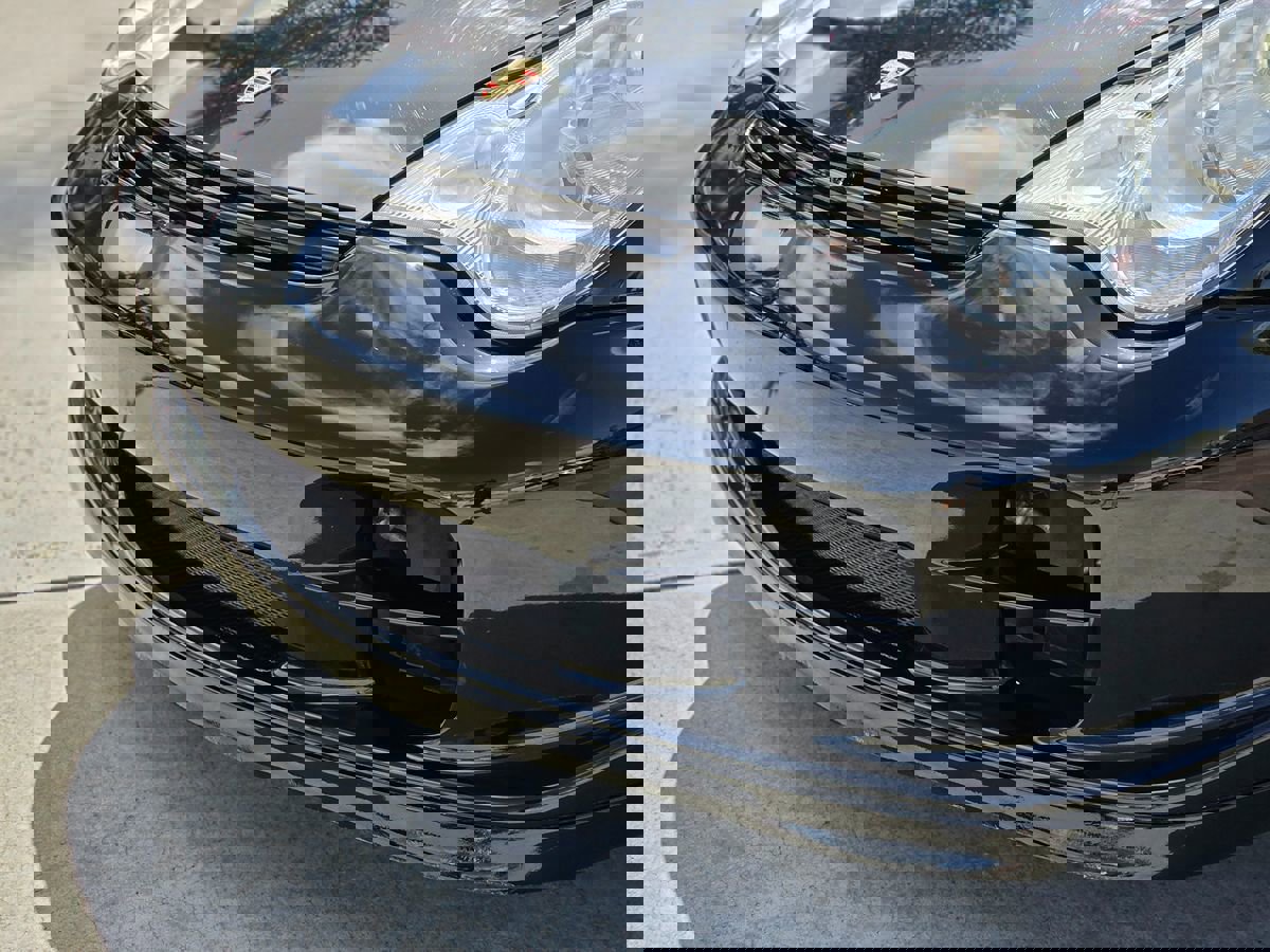 Used 2004 Porsche 911 Carrera image 9