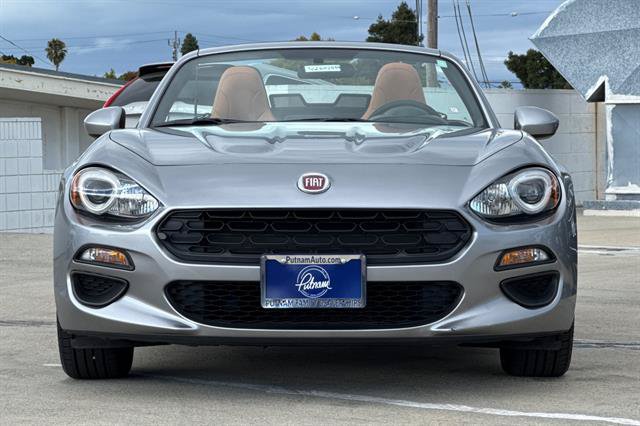 Used 2017 FIAT 124 Spider Classica RWD image 8