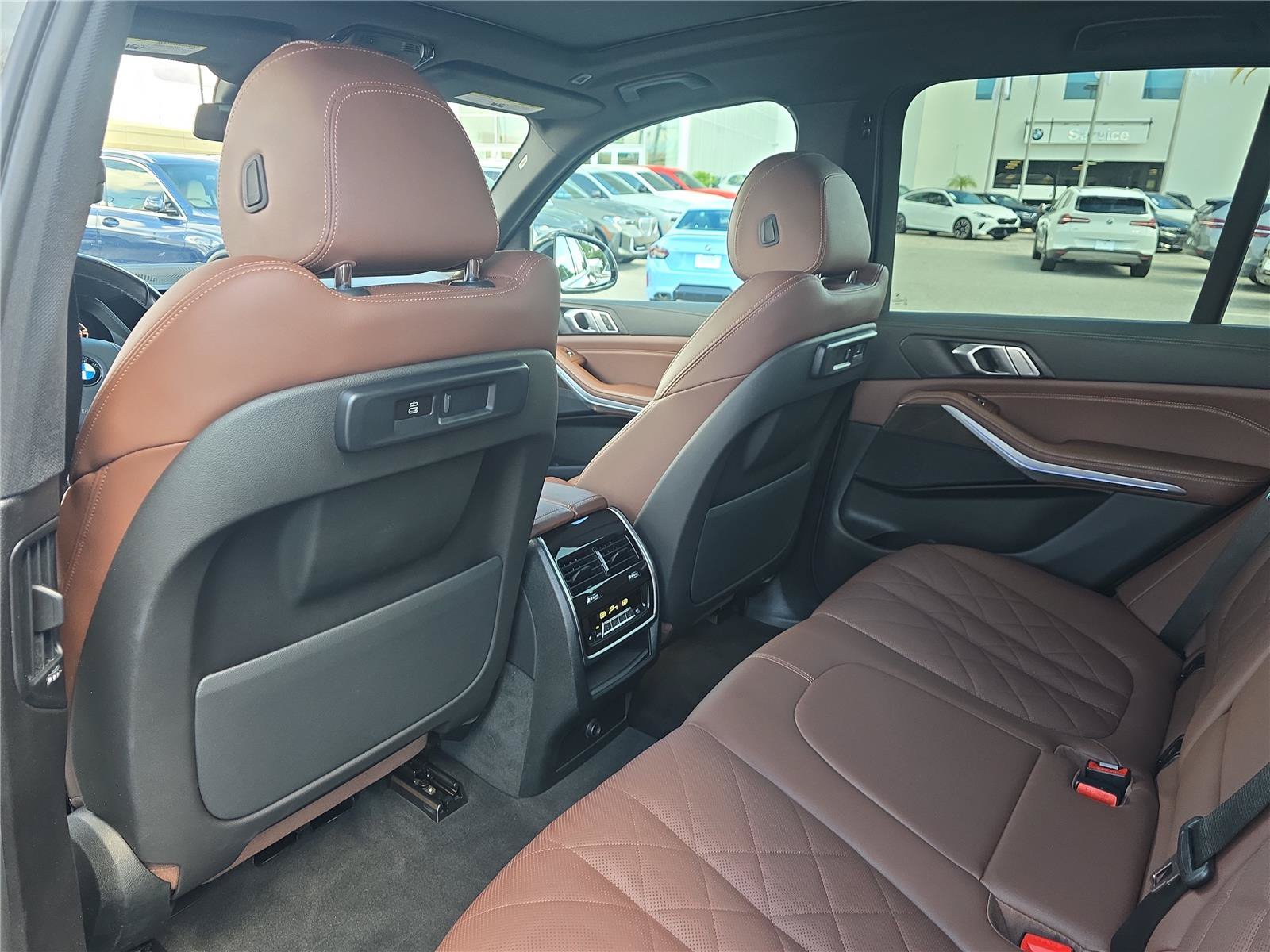 Used 2023 BMW X5 sDrive40i w/ Climate Comfort Package RWD image 10