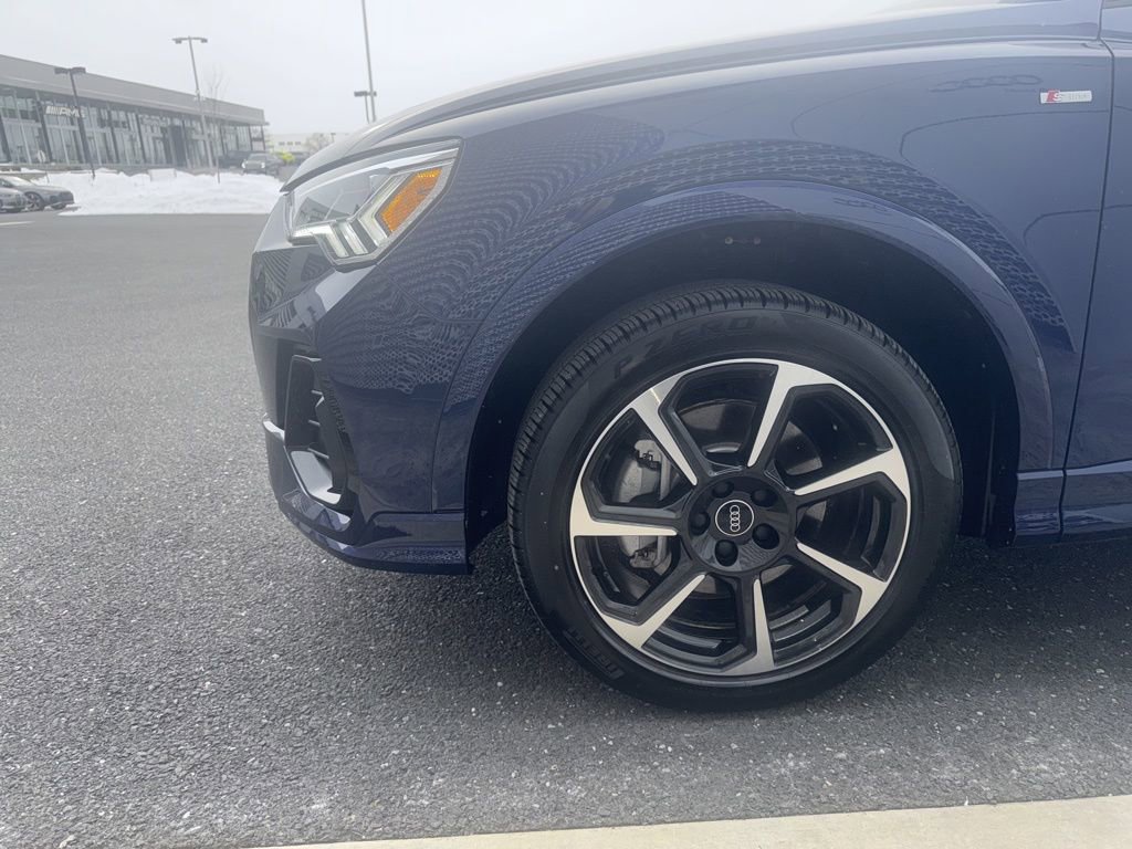 Used 2025 Audi Q3 2.0T Premium Plus w/ Premium Plus Package image 30