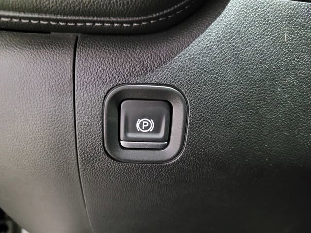 Used 2020 Chevrolet Silverado 1500 LT w/ Bed Protection Package image 35