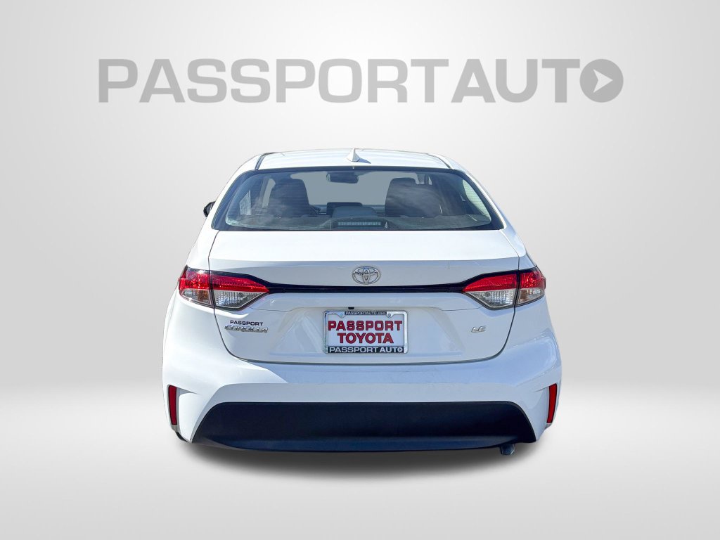 Used 2025 Toyota Corolla LE FWD image 7