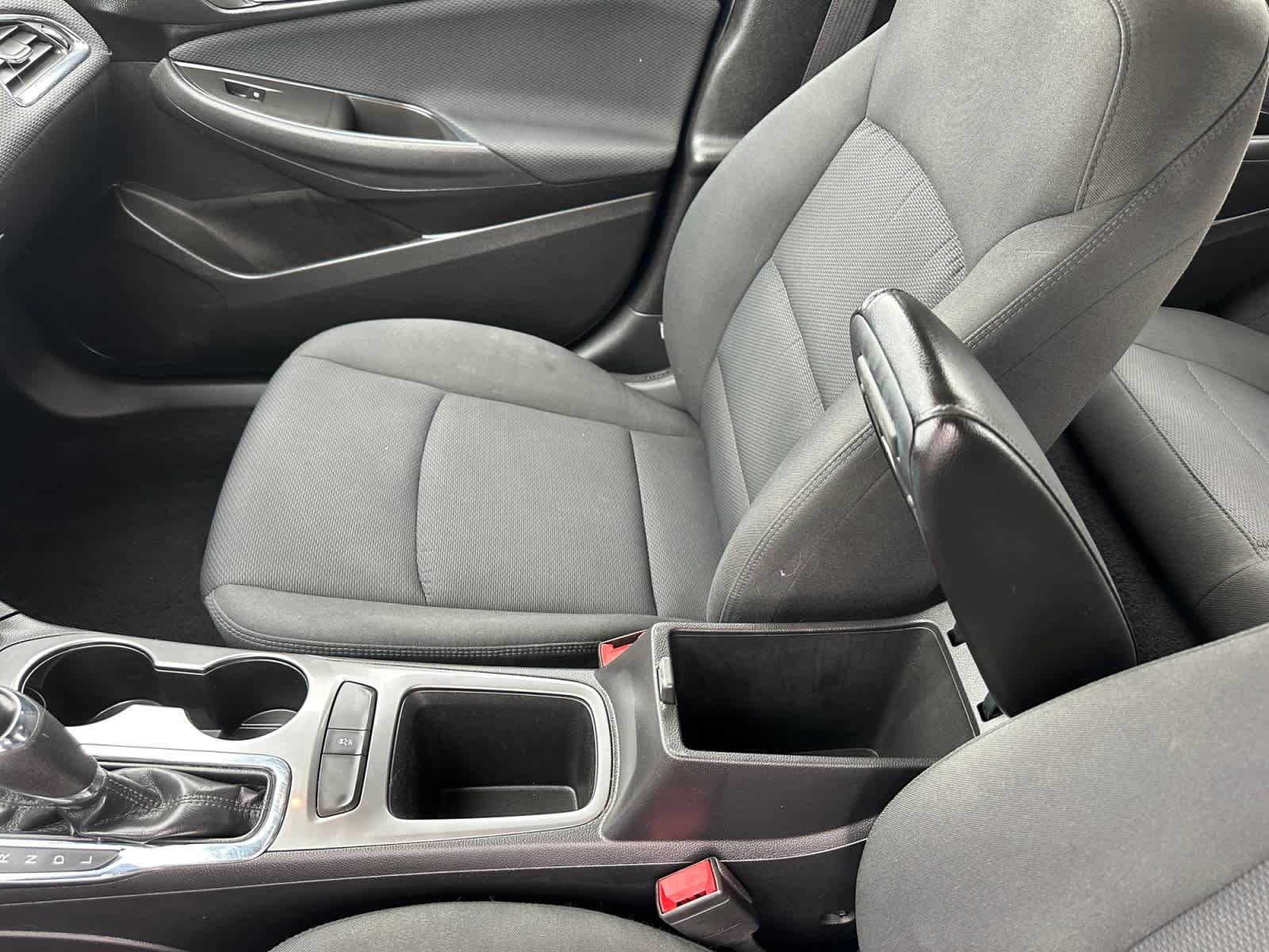 Used 2016 Chevrolet Cruze LT FWD image 15