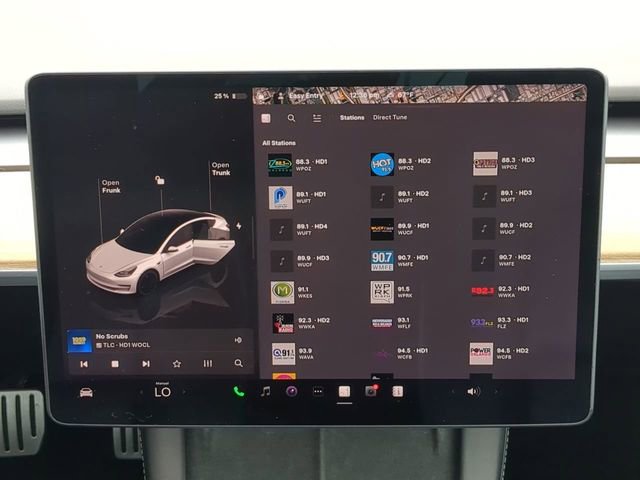 Used 2022 Tesla Model 3 Performance image 19