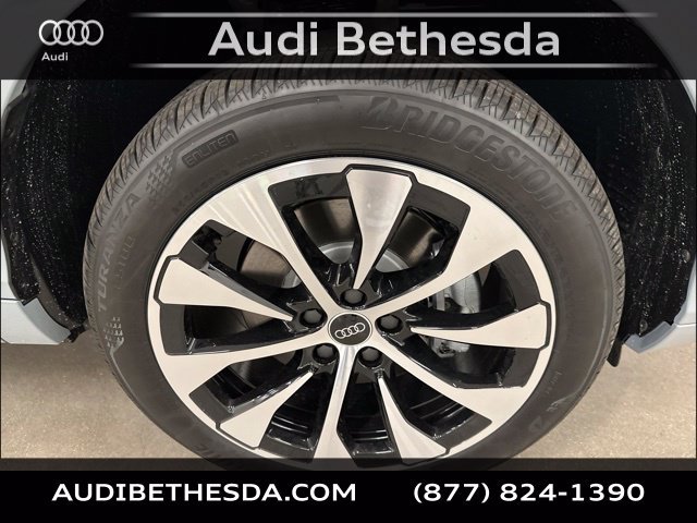 New 2026 Audi Q3 quattro 2.0T AWD/4WD image 9