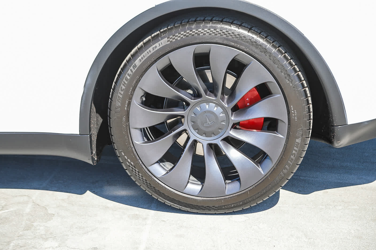 Used 2023 Tesla Model Y Performance AWD/4WD image 11