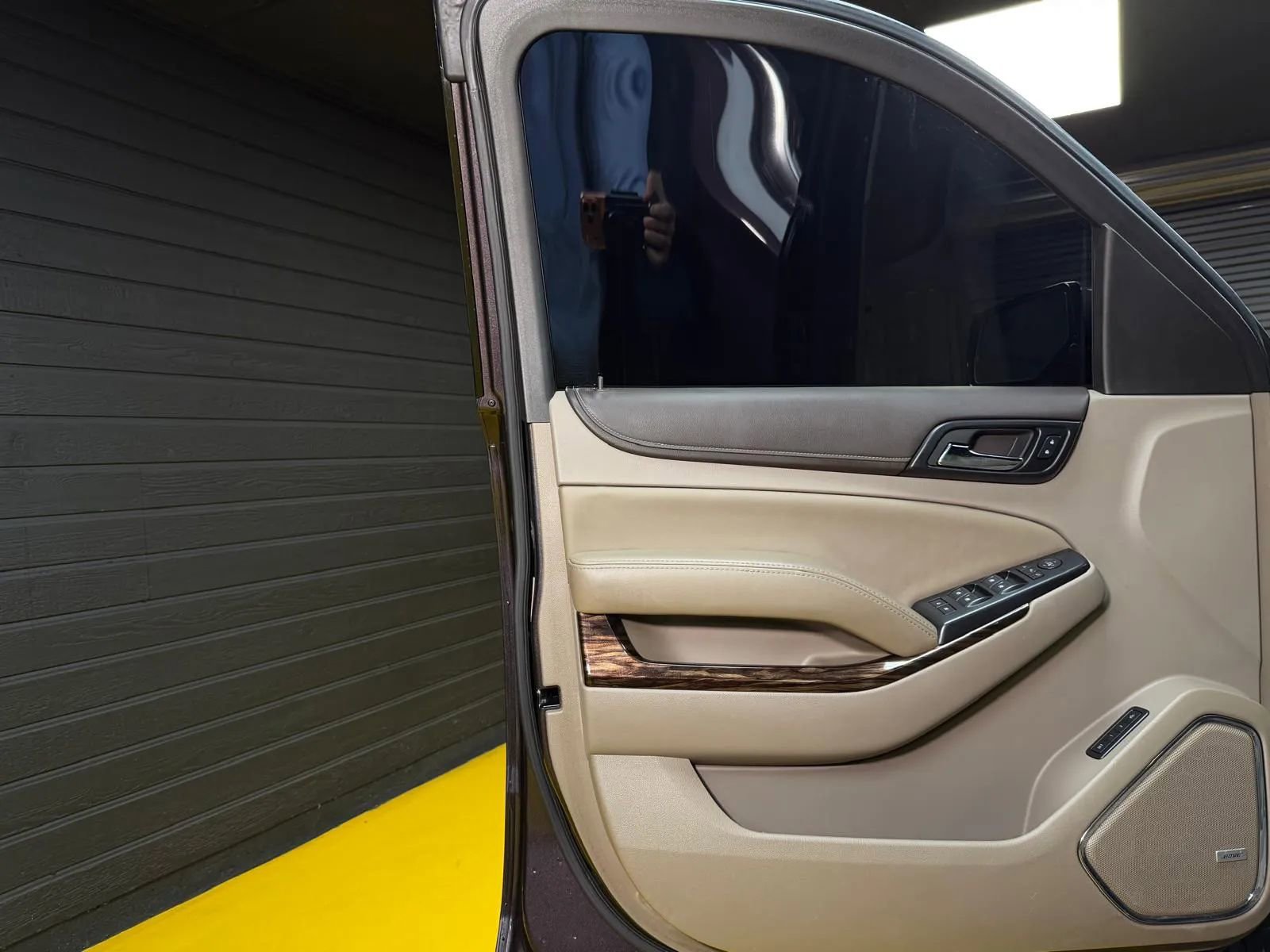 Used 2015 GMC Yukon XL SLT AWD/4WD image 17