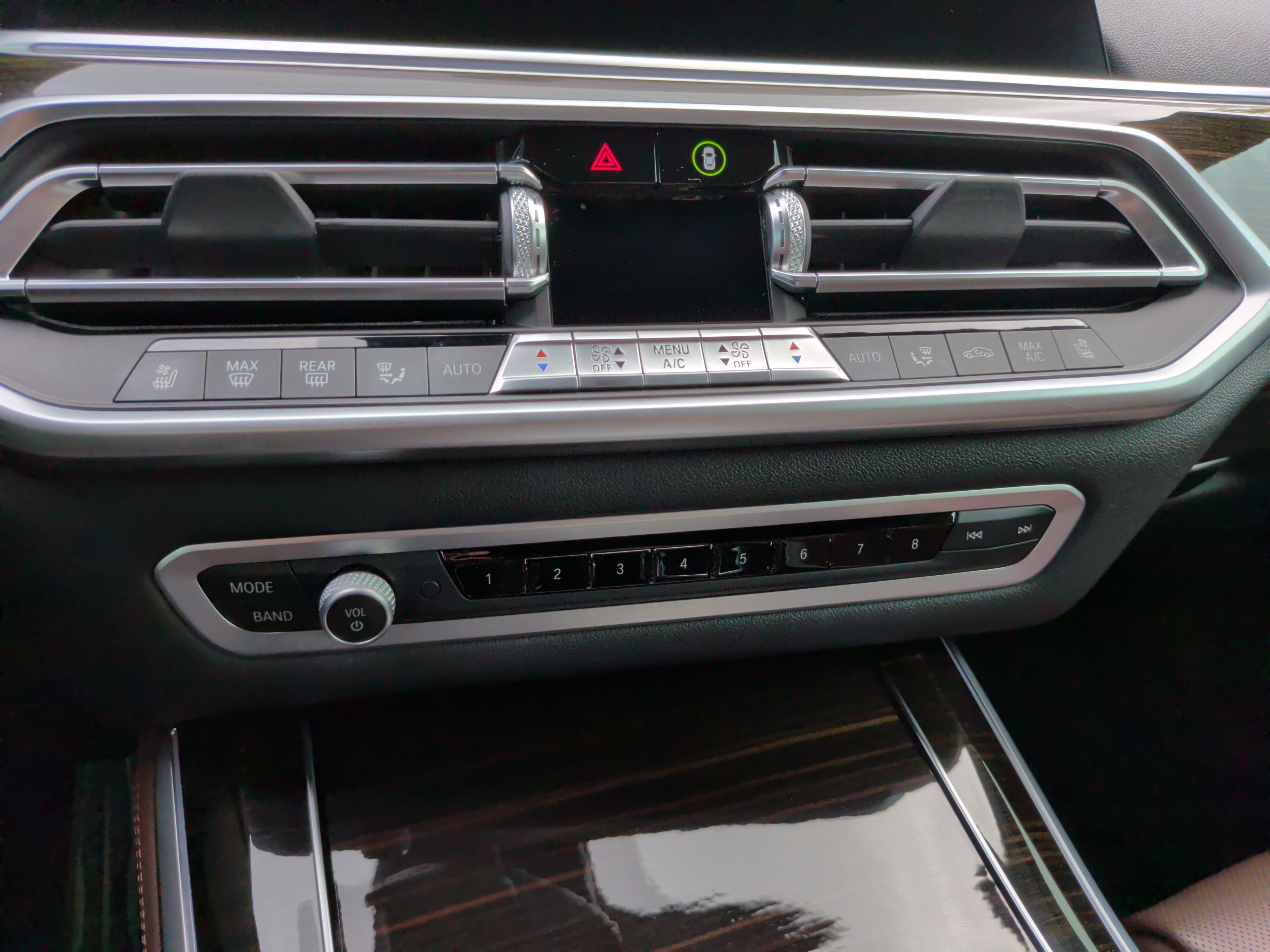 Used 2020 BMW X5 sDrive40i w/ M Sport Package RWD image 19