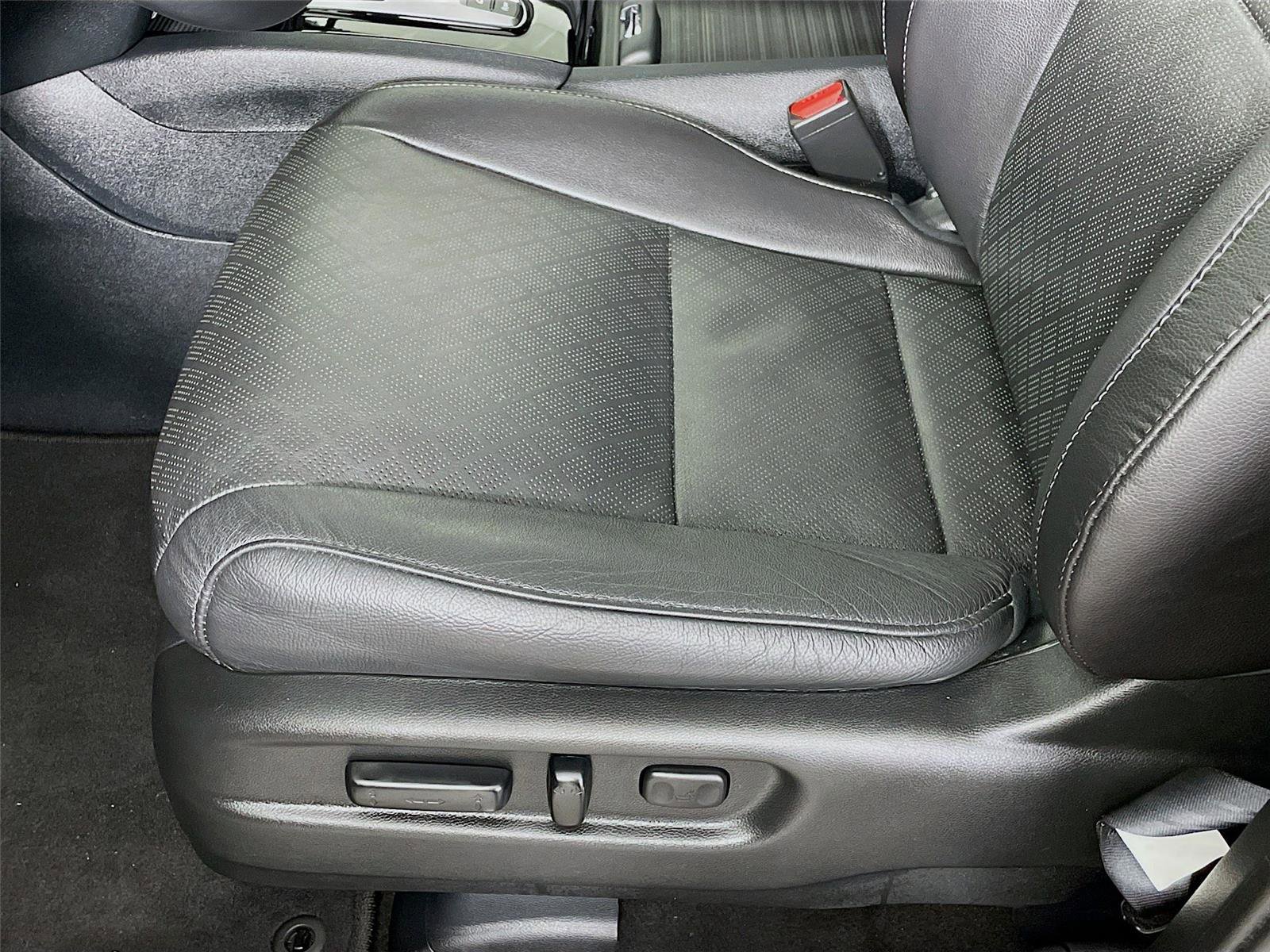 Used 2023 Honda Passport Elite image 25