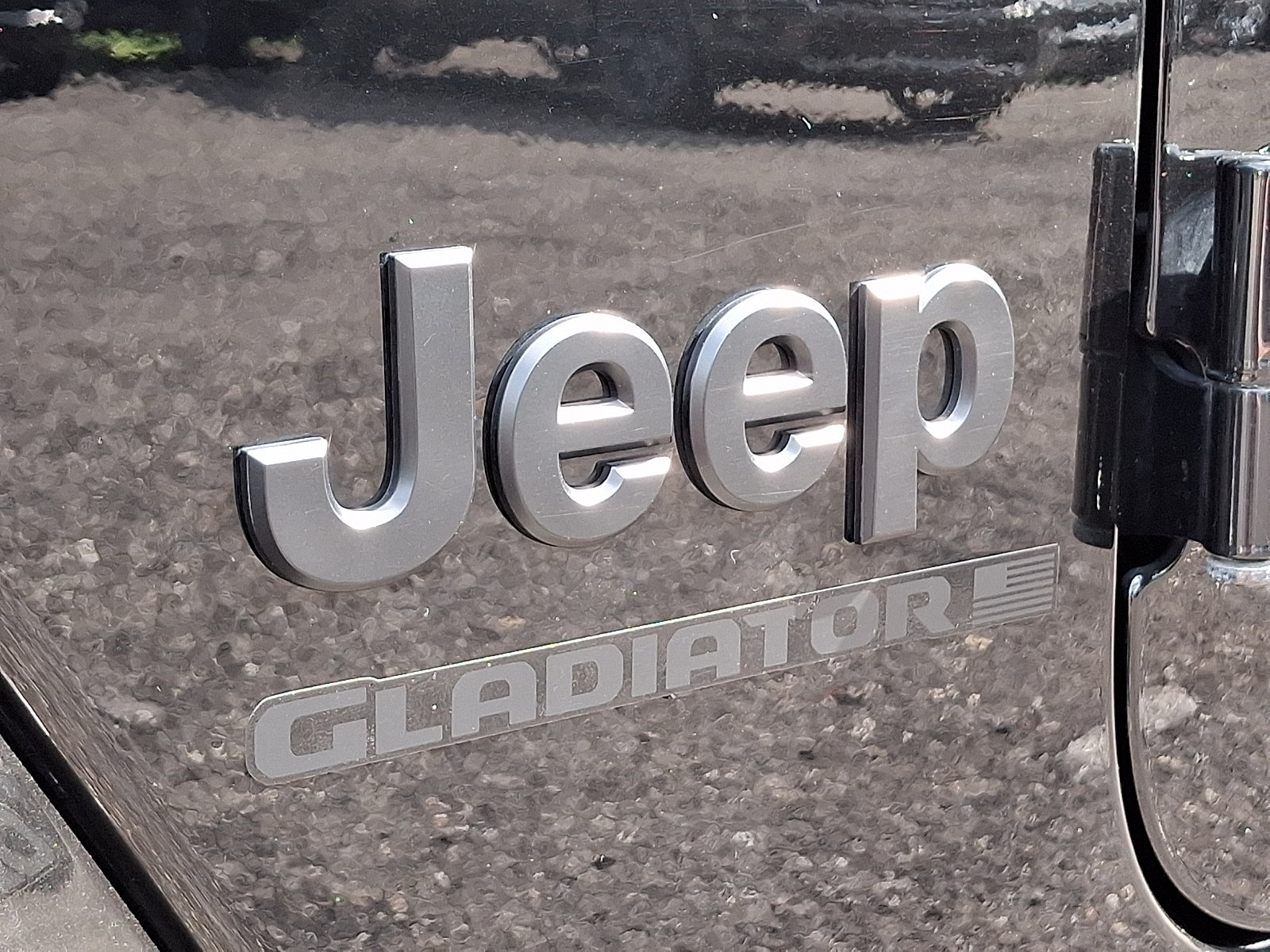 Certified 2025 Jeep Gladiator Sport AWD/4WD image 30