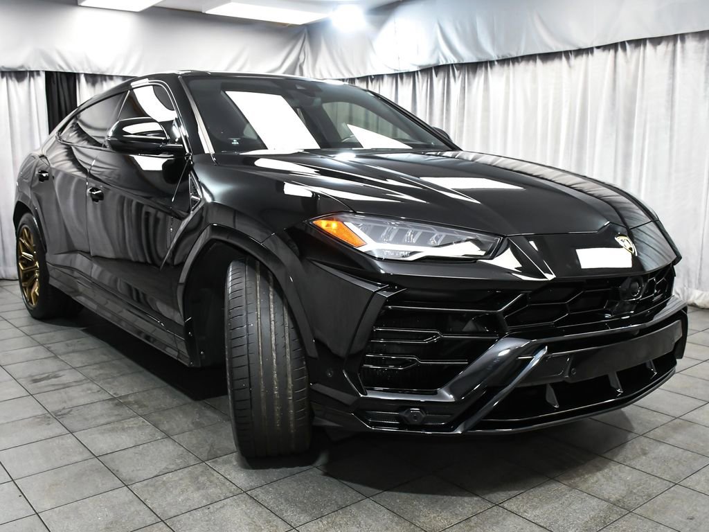Used 2020 Lamborghini Urus image 3