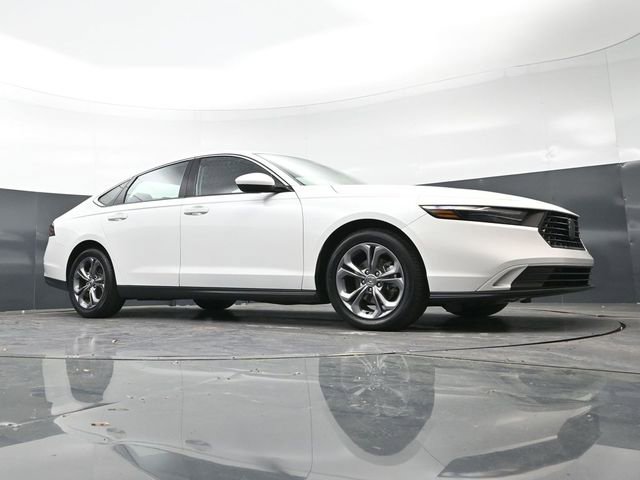 Used 2024 Honda Accord EX image 30