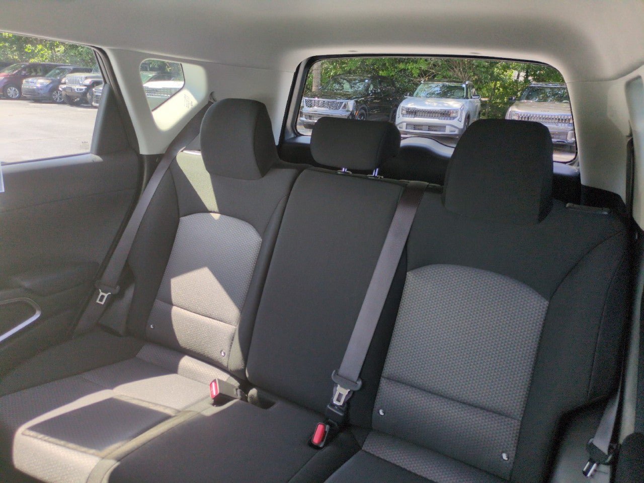 Certified 2025 Kia Soul LX w/ LX Technology Package FWD image 22