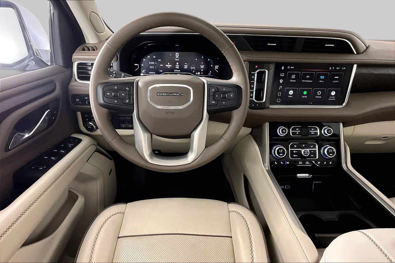 Used 2023 GMC Yukon Denali w/ Max Trailering Package AWD/4WD image 6