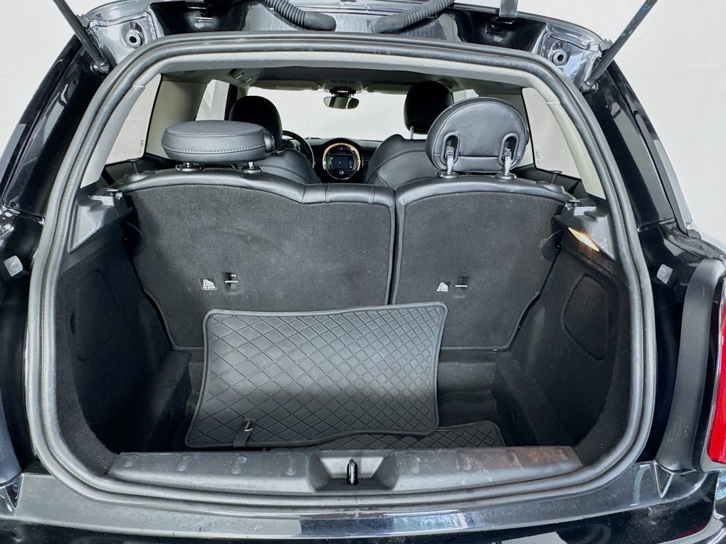 Used 2017 MINI Cooper 2-Door Hardtop FWD image 26