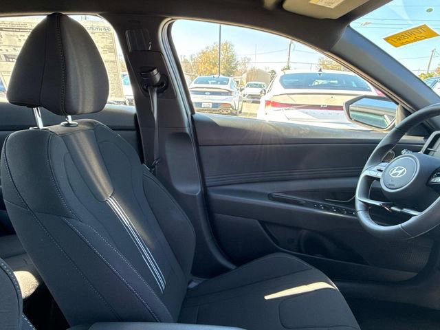 New 2026 Hyundai Elantra SEL Sport w/ Cargo Package image 15