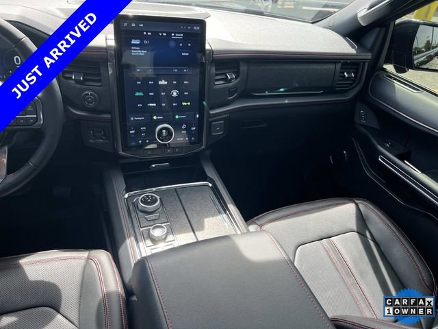 Used 2024 Ford Expedition Limited AWD/4WD image 15