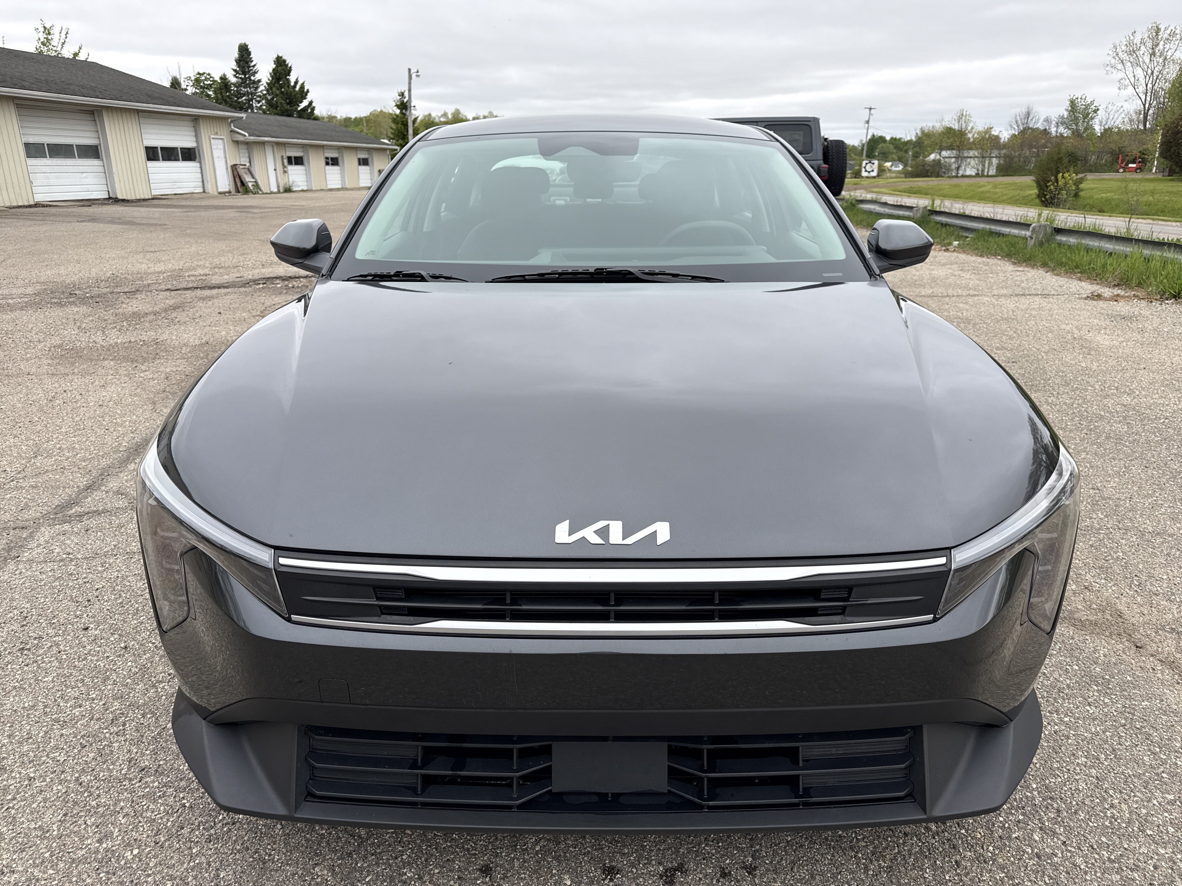 Used 2025 Kia K4 FWD image 11
