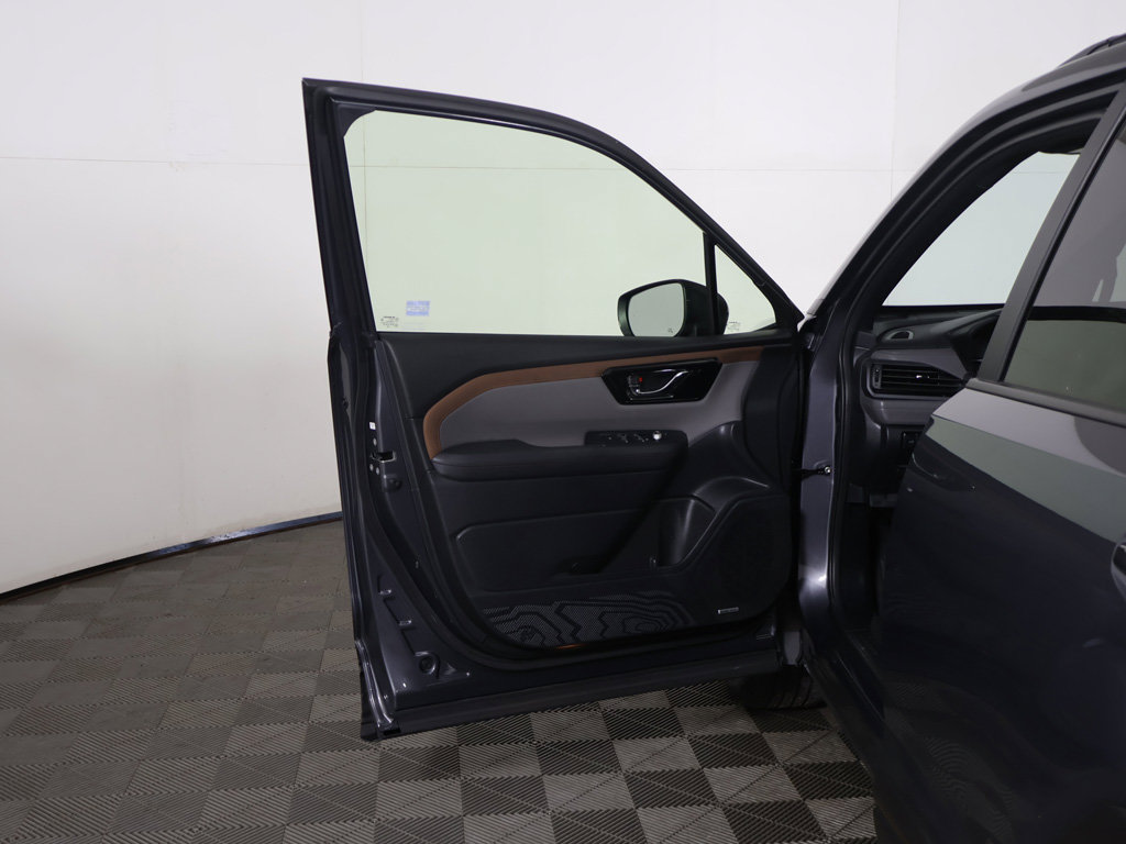 Used 2025 Subaru Forester Sport AWD/4WD image 20