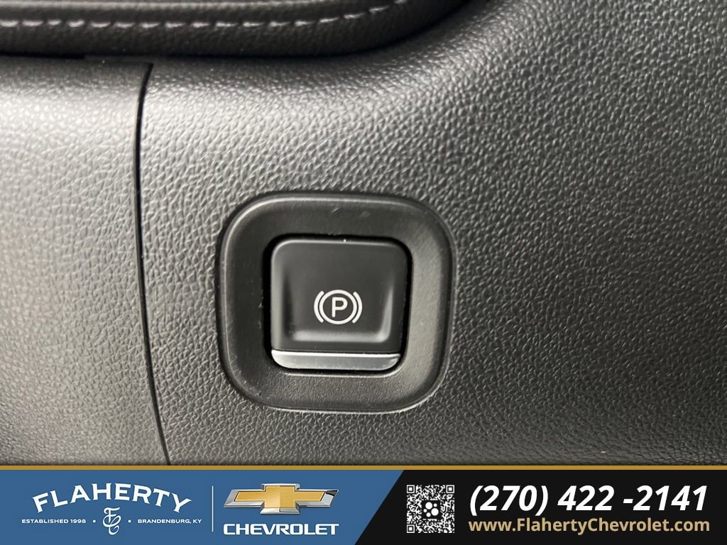 Used 2021 Chevrolet Silverado 1500 LT w/ Convenience Package II image 24