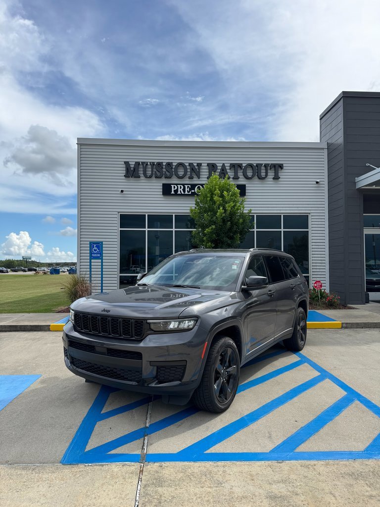 Used 2022 Jeep Grand Cherokee L Laredo