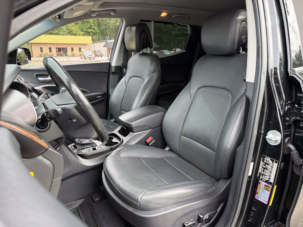 Used 2018 Hyundai Santa Fe Sport w/ 2.0T Ultimate Tech Package 05 AWD/4WD image 19