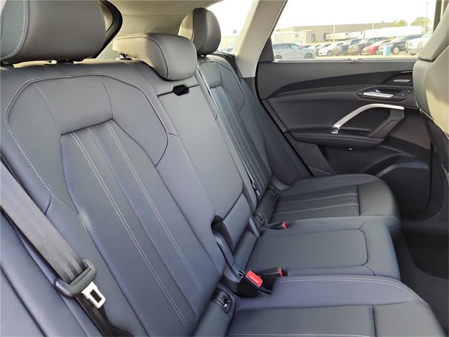 New 2025 Audi Q5 Premium Plus image 27
