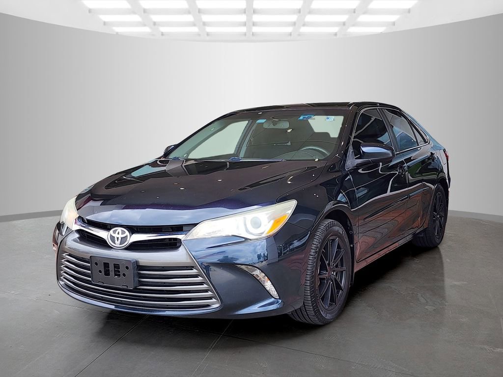 Used 2016 Toyota Camry LE FWD image 9