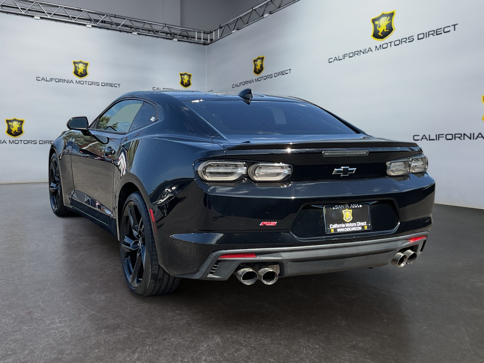 Used 2021 Chevrolet Camaro LT w/ RS Package RWD image 7