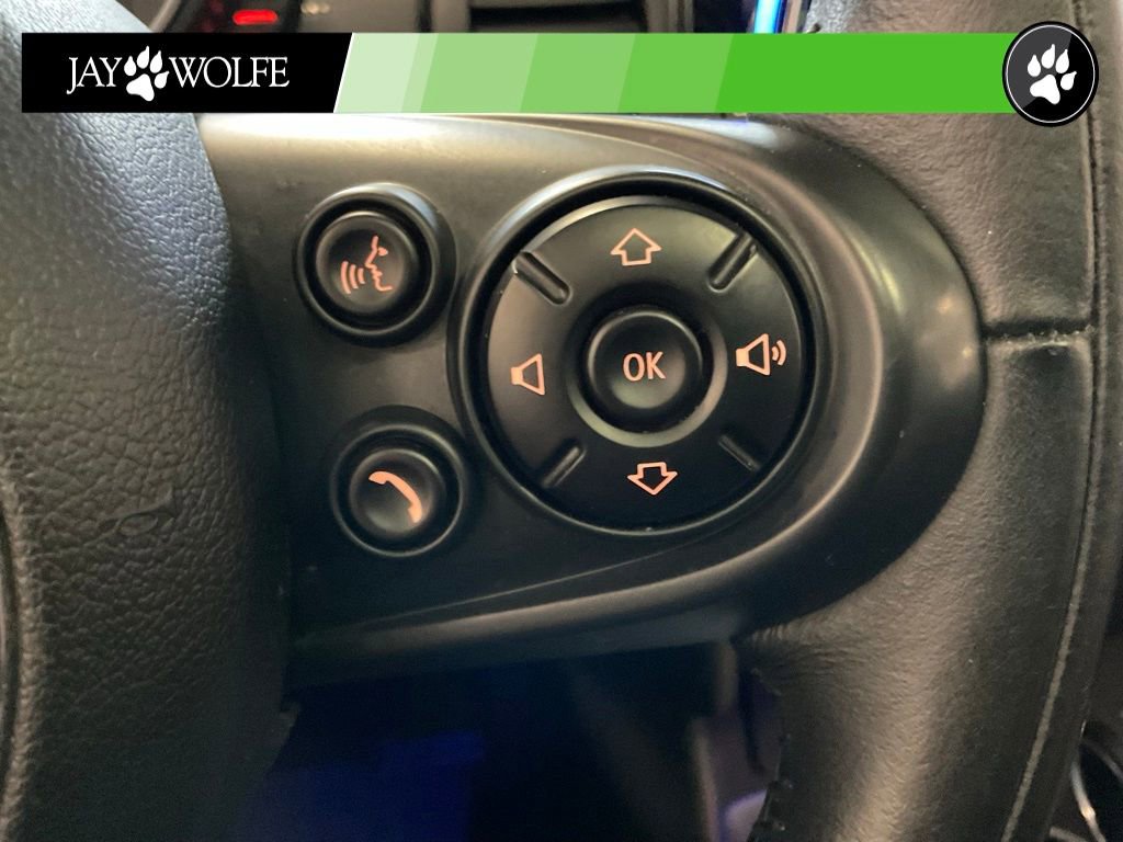 Used 2015 MINI Cooper 2-Door Hardtop image 13