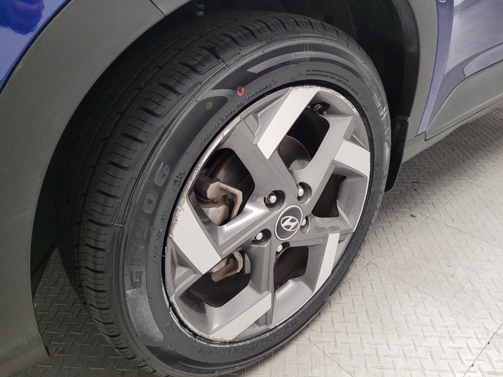 Used 2021 Hyundai Venue SEL w/ Premium Package FWD image 31