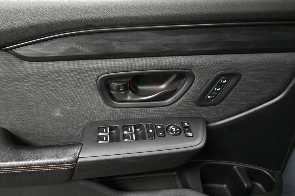Used 2026 Honda Passport TrailSport image 12