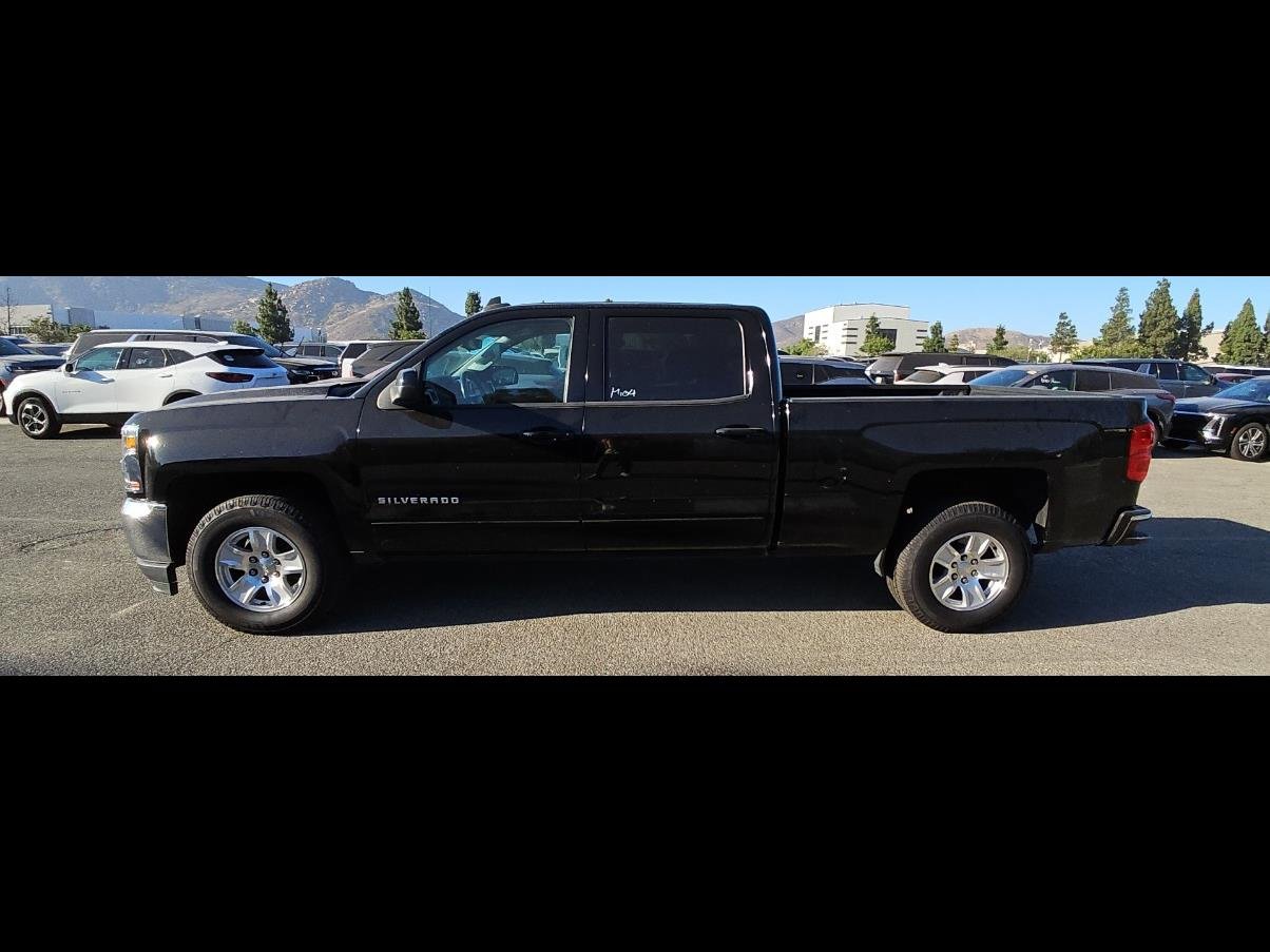 Used 2018 Chevrolet Silverado 1500 LT w/ All Star Edition RWD image 7