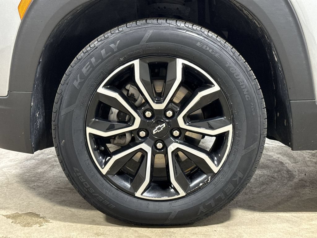 Used 2025 Chevrolet TrailBlazer ACTIV w/ Convenience Package AWD/4WD image 26