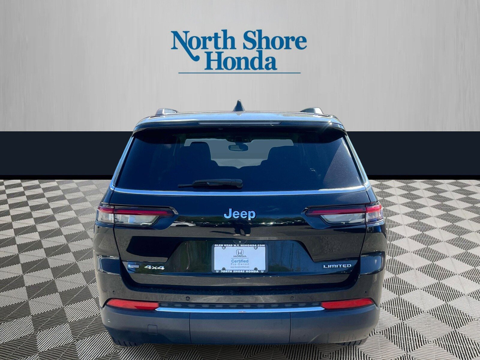 Used 2021 Jeep Grand Cherokee L Limited AWD/4WD image 6