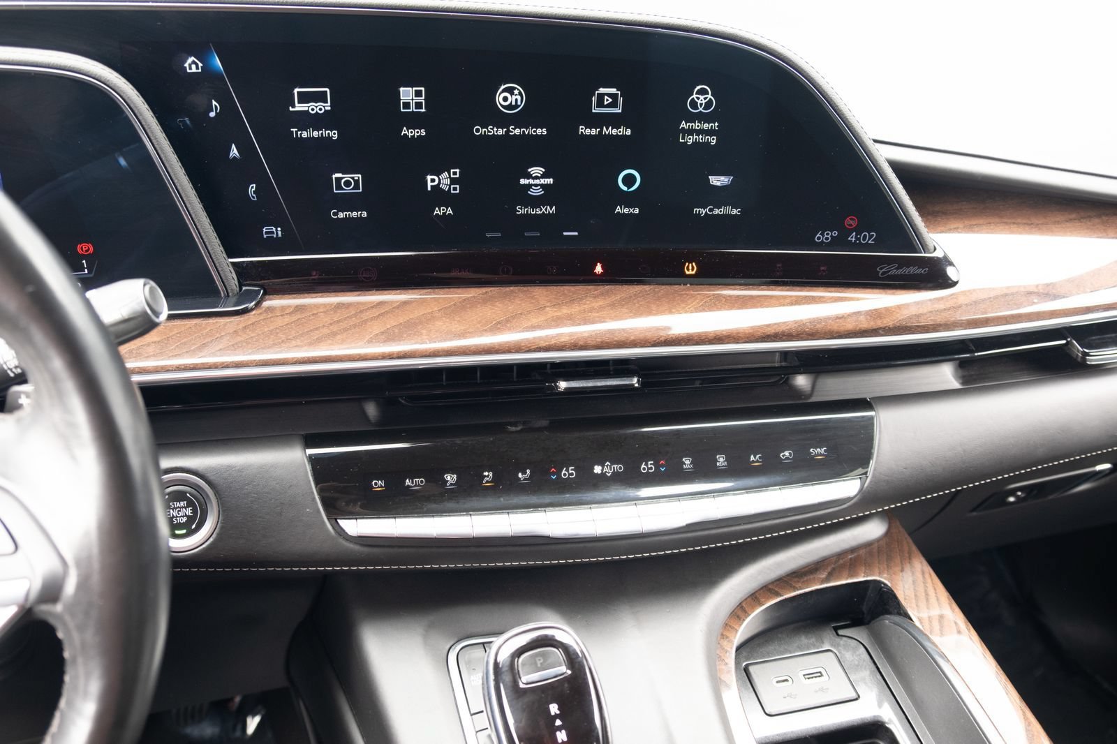 Used 2022 Cadillac Escalade Sport Platinum AWD/4WD image 3