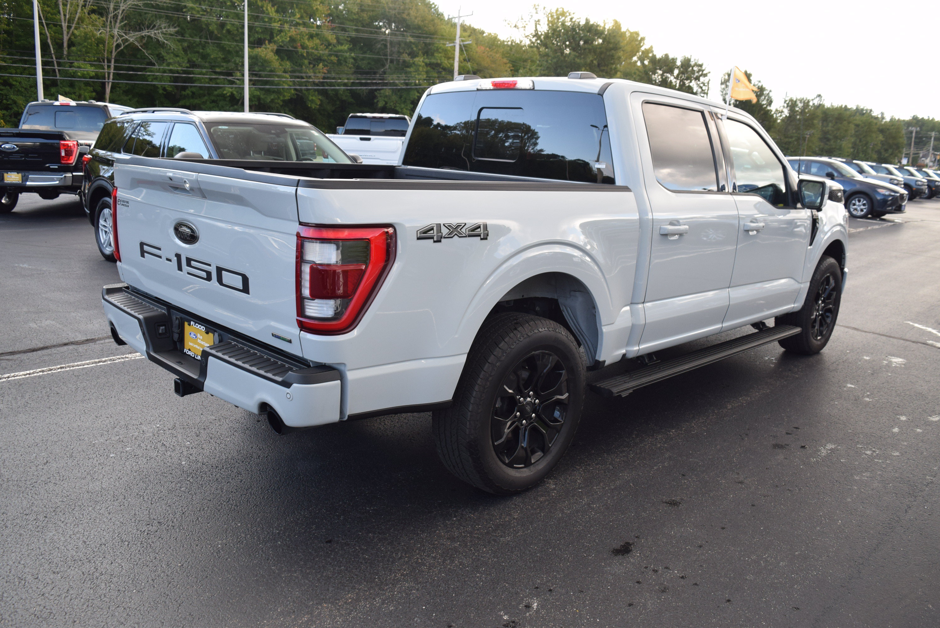Used 2023 Ford F150 Lariat w/ Equipment Group 502A High AWD/4WD image 4