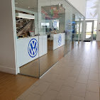 Used 2026 Volkswagen Jetta SE FWD image 2