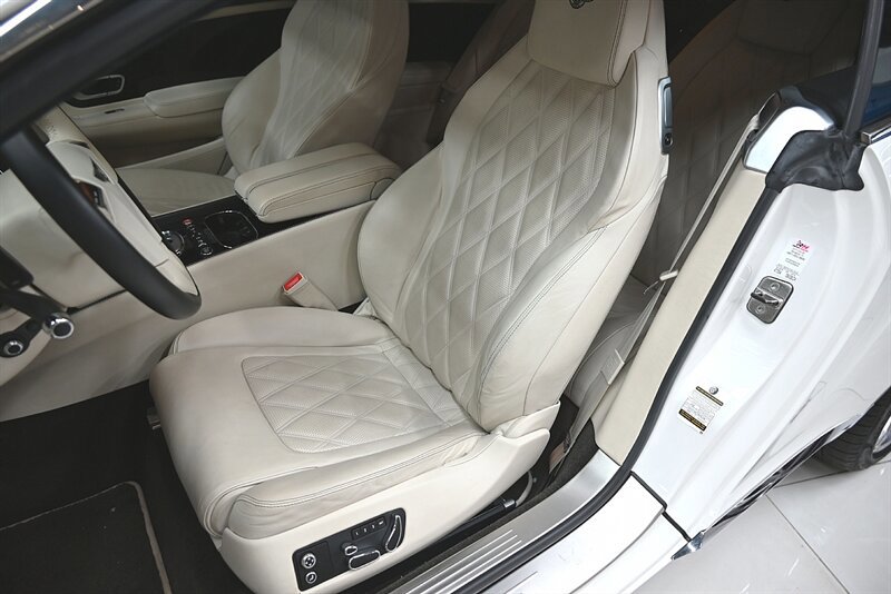 Used 2013 Bentley Continental GT AWD/4WD image 24