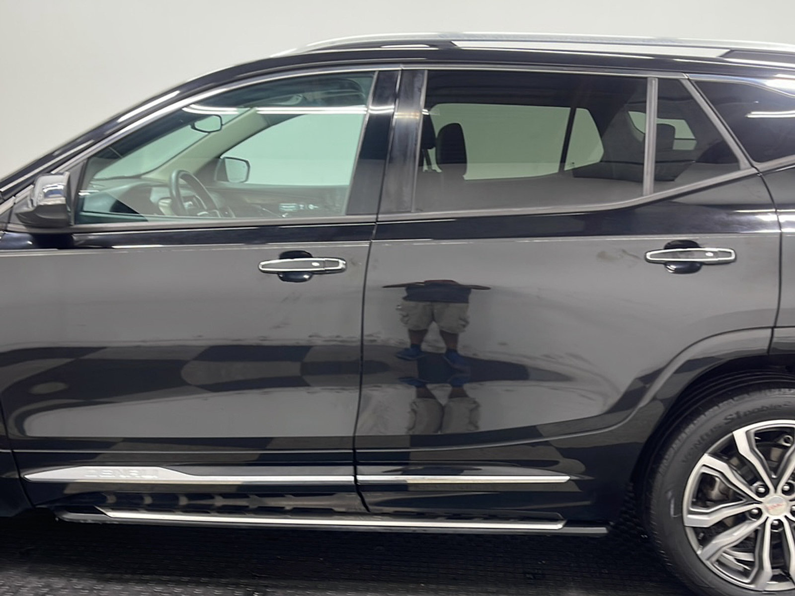 Used 2018 GMC Terrain Denali w/ LPO, 'HIT The Road' Package FWD image 13