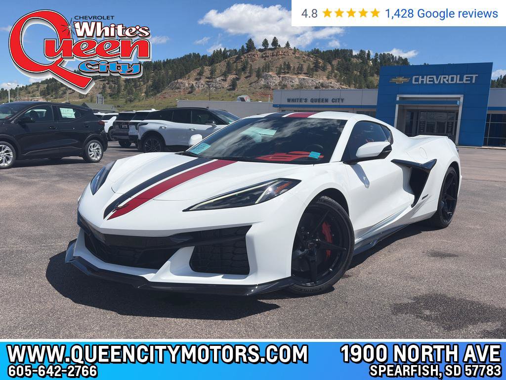 New 2026 Chevrolet Corvette E-Ray w/ Stealth Interior Trim Package AWD/4WD image 1